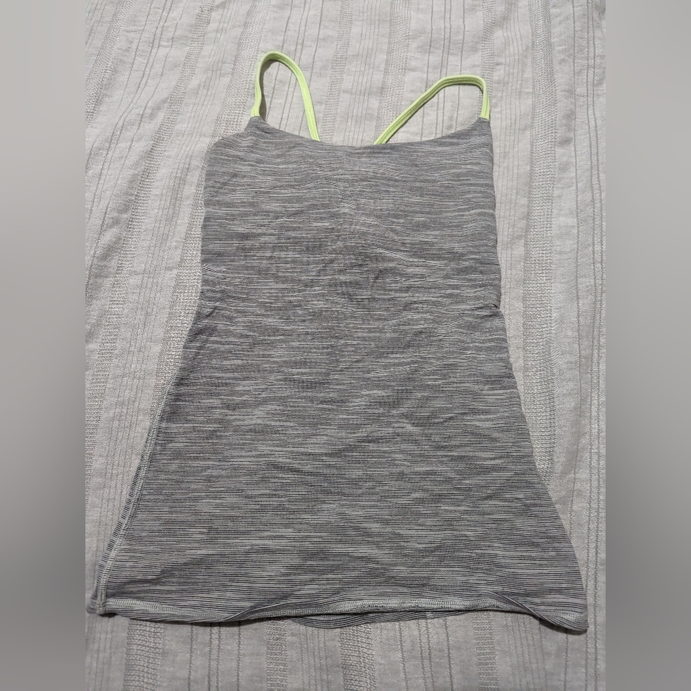 Lululemon grey tank size 4